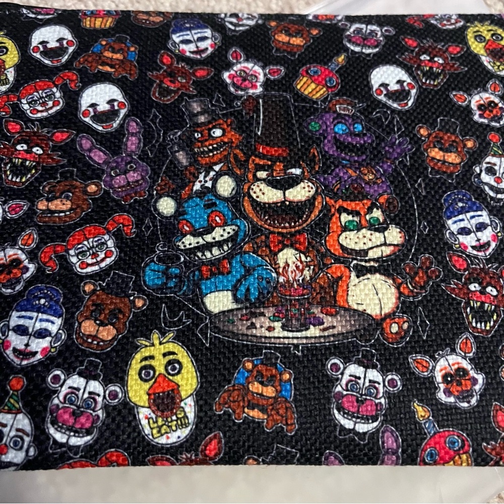 NEW Five Nights at Freddy’s makeup / travel zippered bag - Picture 2 of 3